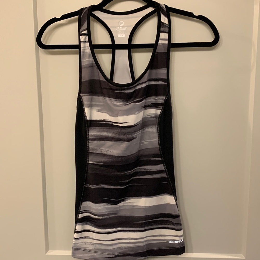 Merrell workout top size small